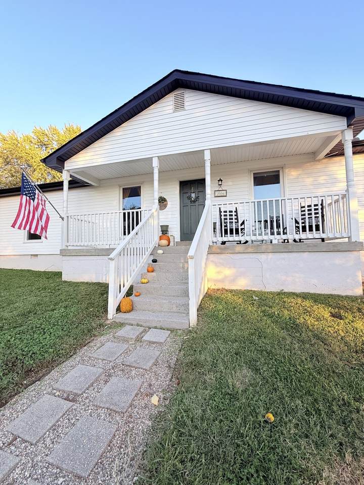 6023 Wayman Dunn Rd - Photo 1