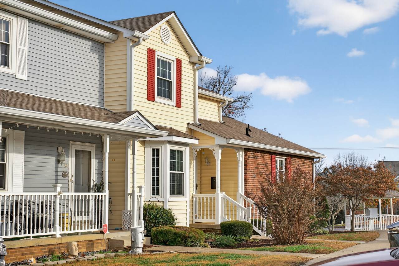 33 Rolling Meadows Dr - Photo 1