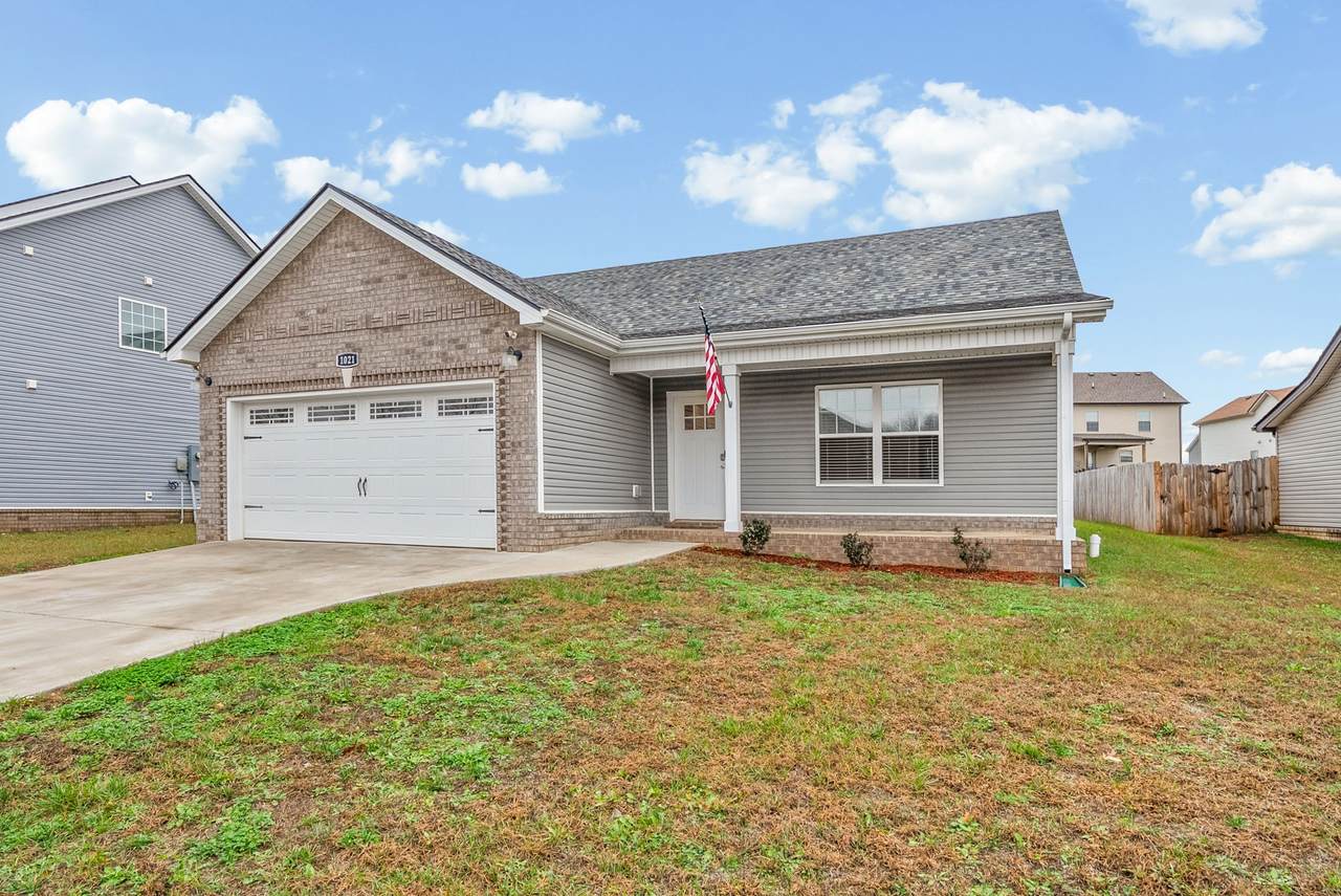 1021 Whitney Dr - Photo 1