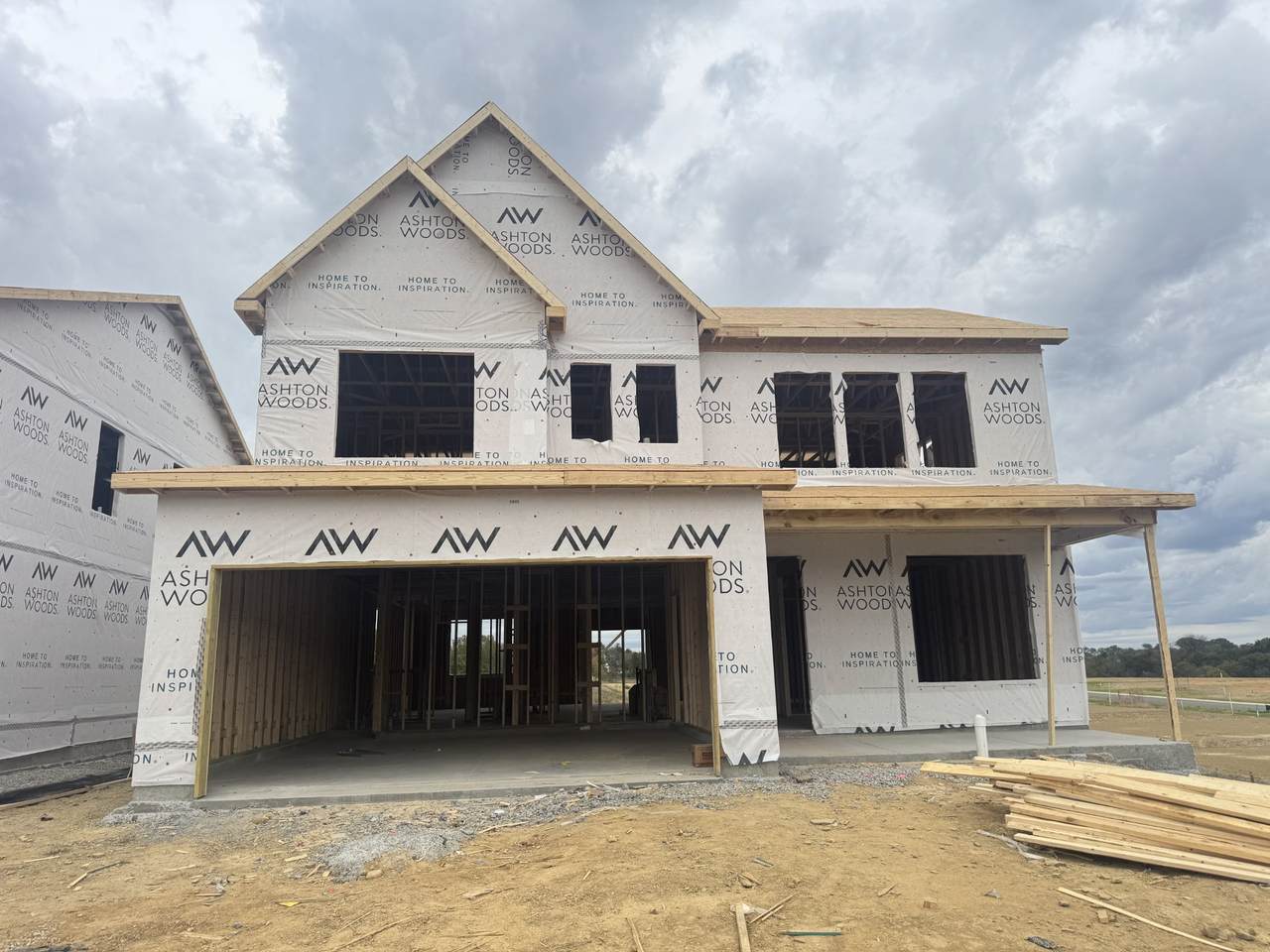 133 Dahlia Dr - Photo 1