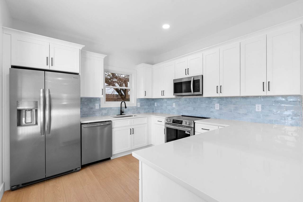 1815 7th Ave - Photo 1