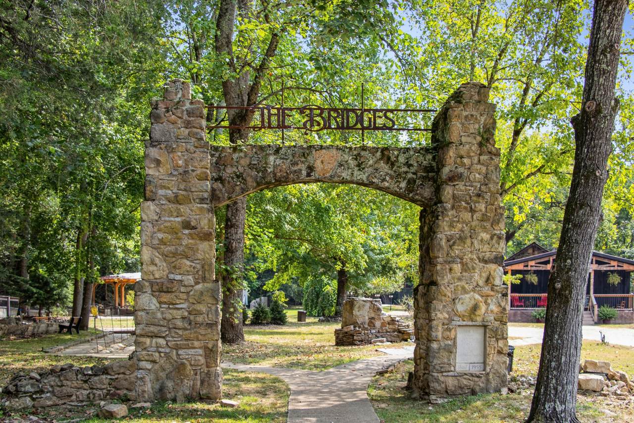 https://bt-photos.global.ssl.fastly.net/nashville/1280_boomver_2_RTC3054660-1.jpg