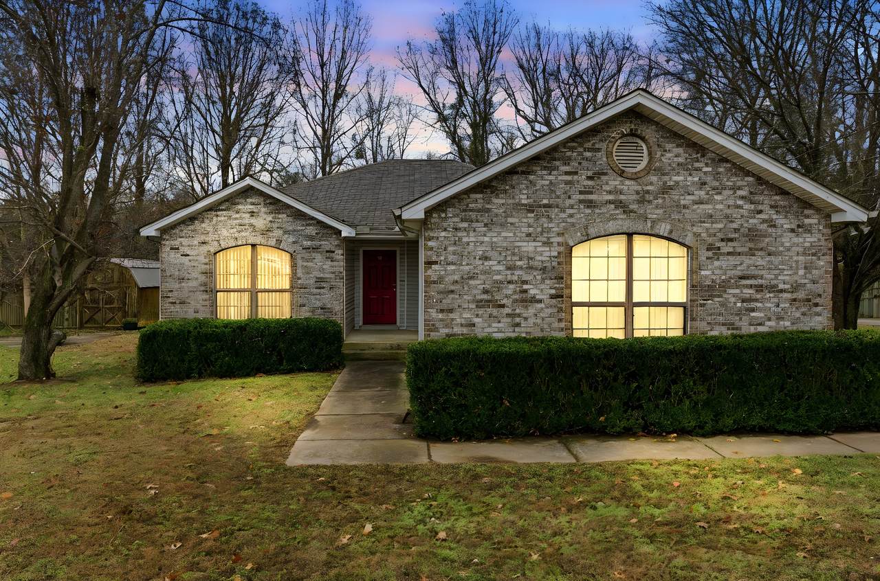 175 Bill Stewart Blvd - Photo 1