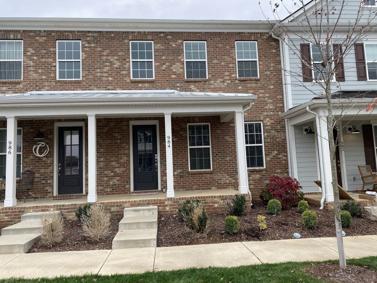 984 Carraway Ln - Photo 1