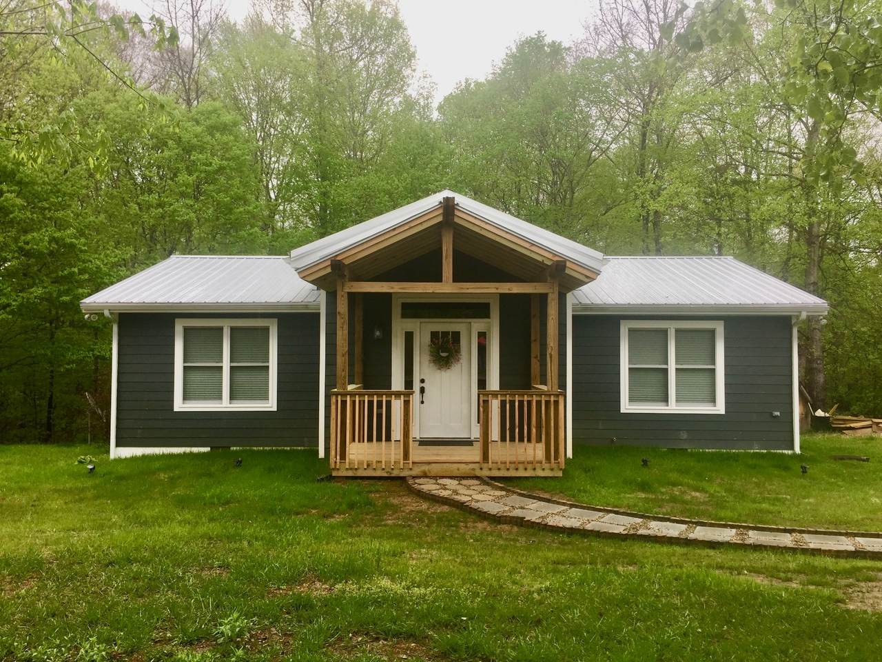 35 Walnut Ln - Photo 1