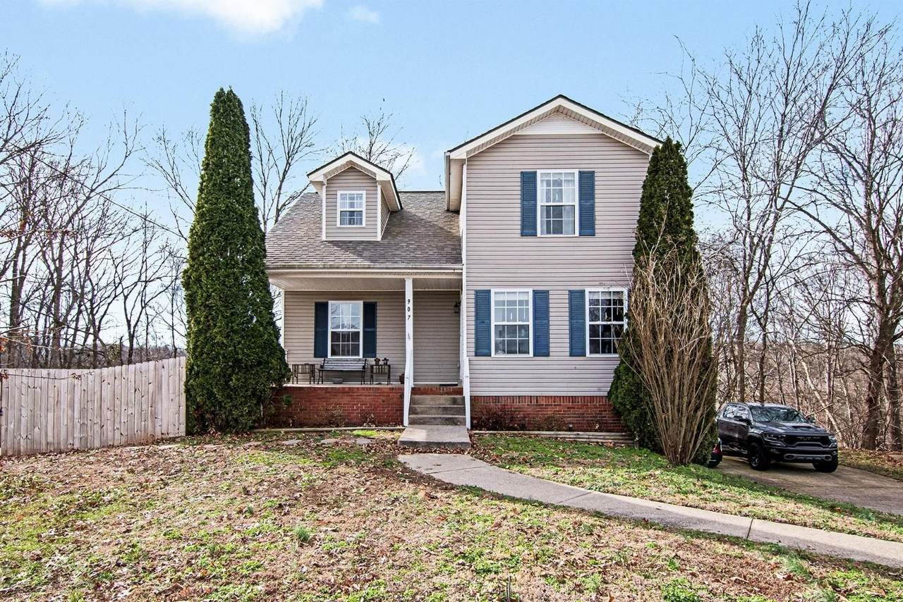 907 Sugarcane Way - Photo 1