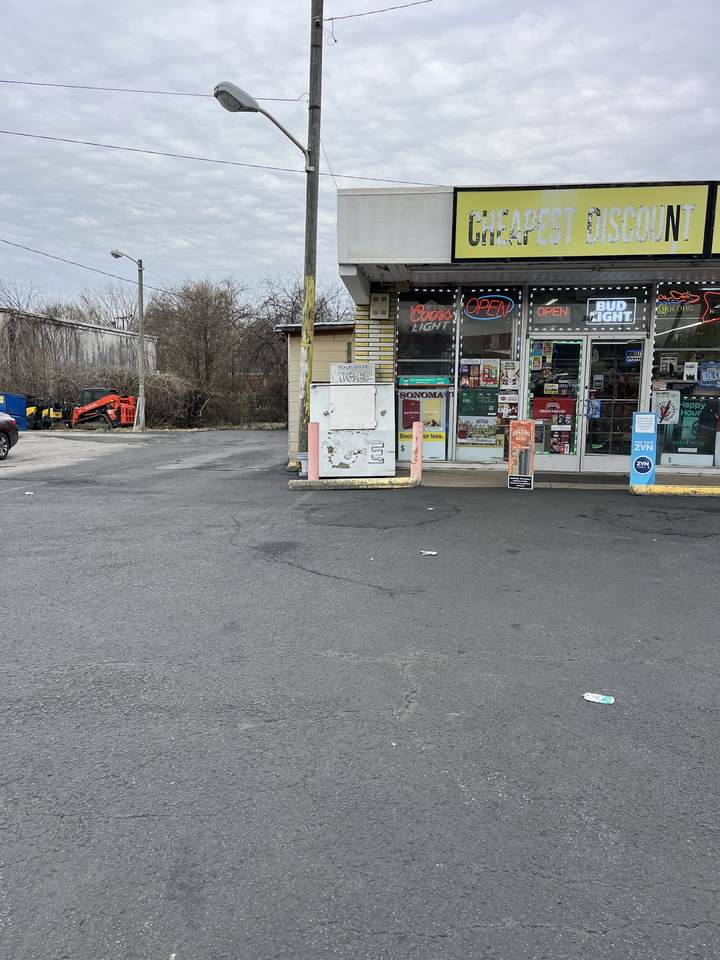 https://bt-photos.global.ssl.fastly.net/nashville/1280_boomver_2_RTC3079204-1.jpg