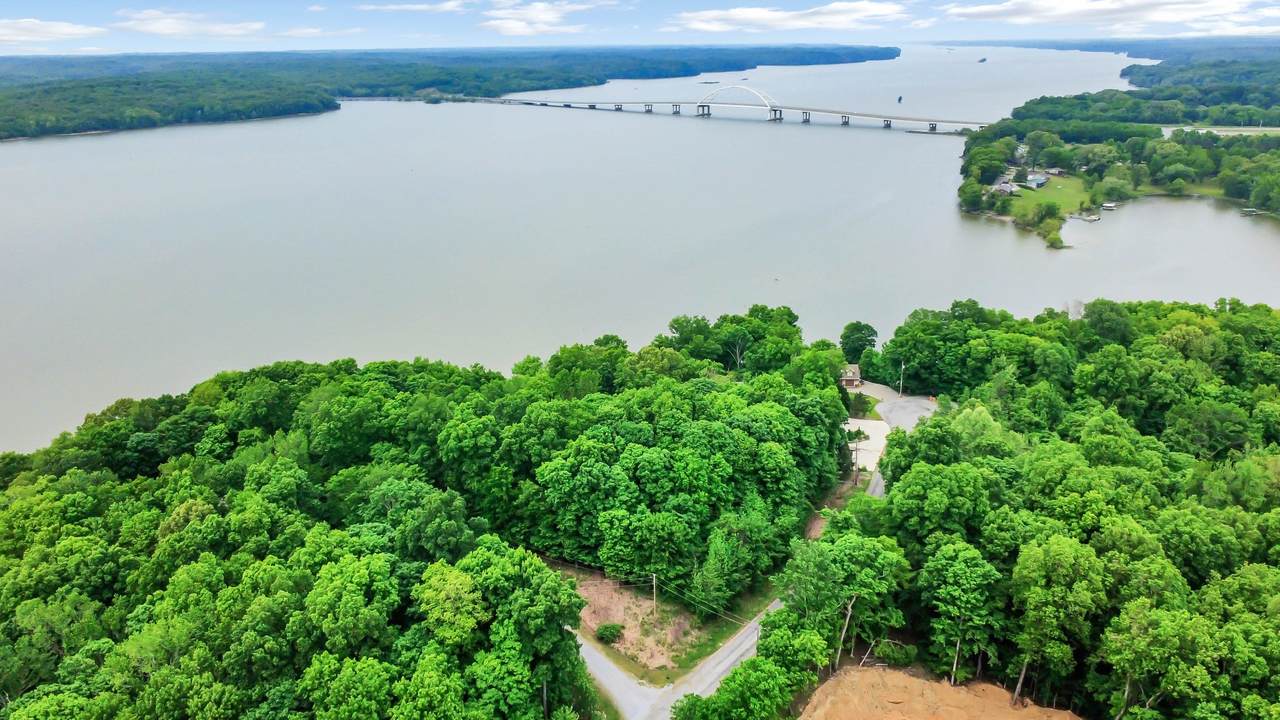 https://bt-photos.global.ssl.fastly.net/nashville/1280_boomver_2_RTC3099134-1.jpg
