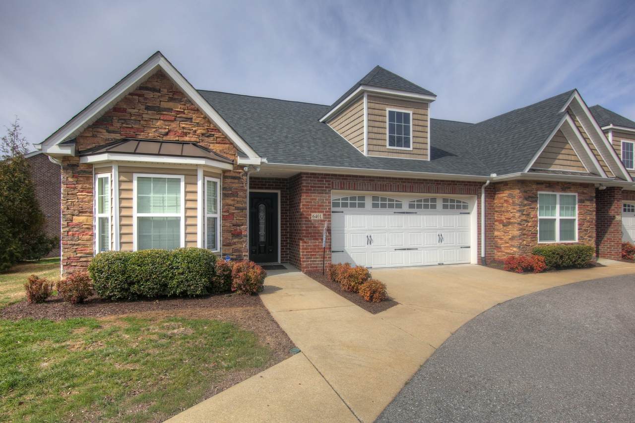 395 Devon Chase Hl - Photo 1