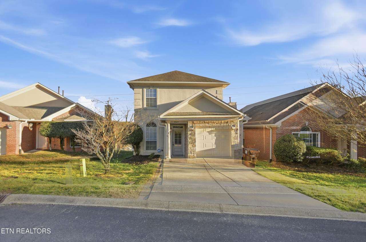 8824 Lennox View Way - Photo 1