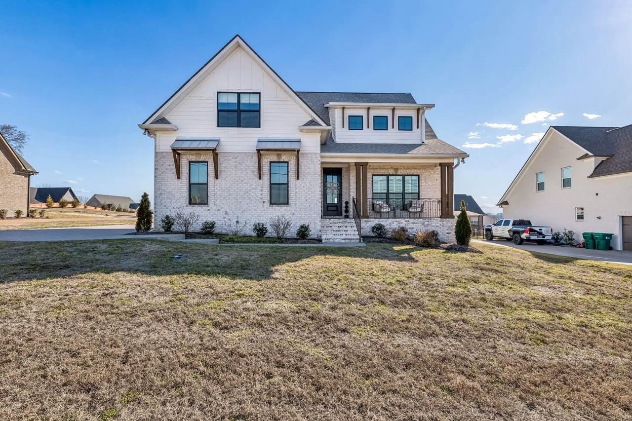 1109 Joe Martin Ln - Photo 1