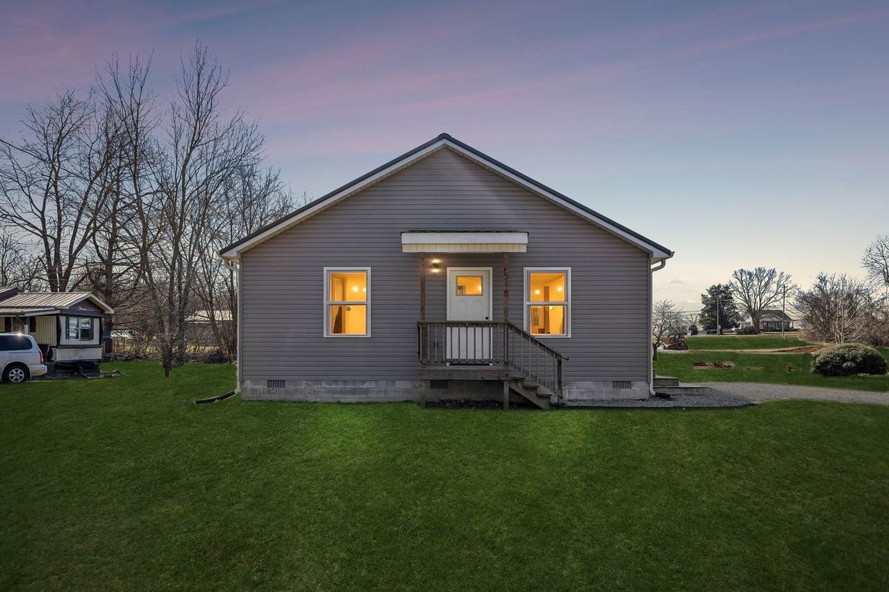 516 Davis St - Photo 1