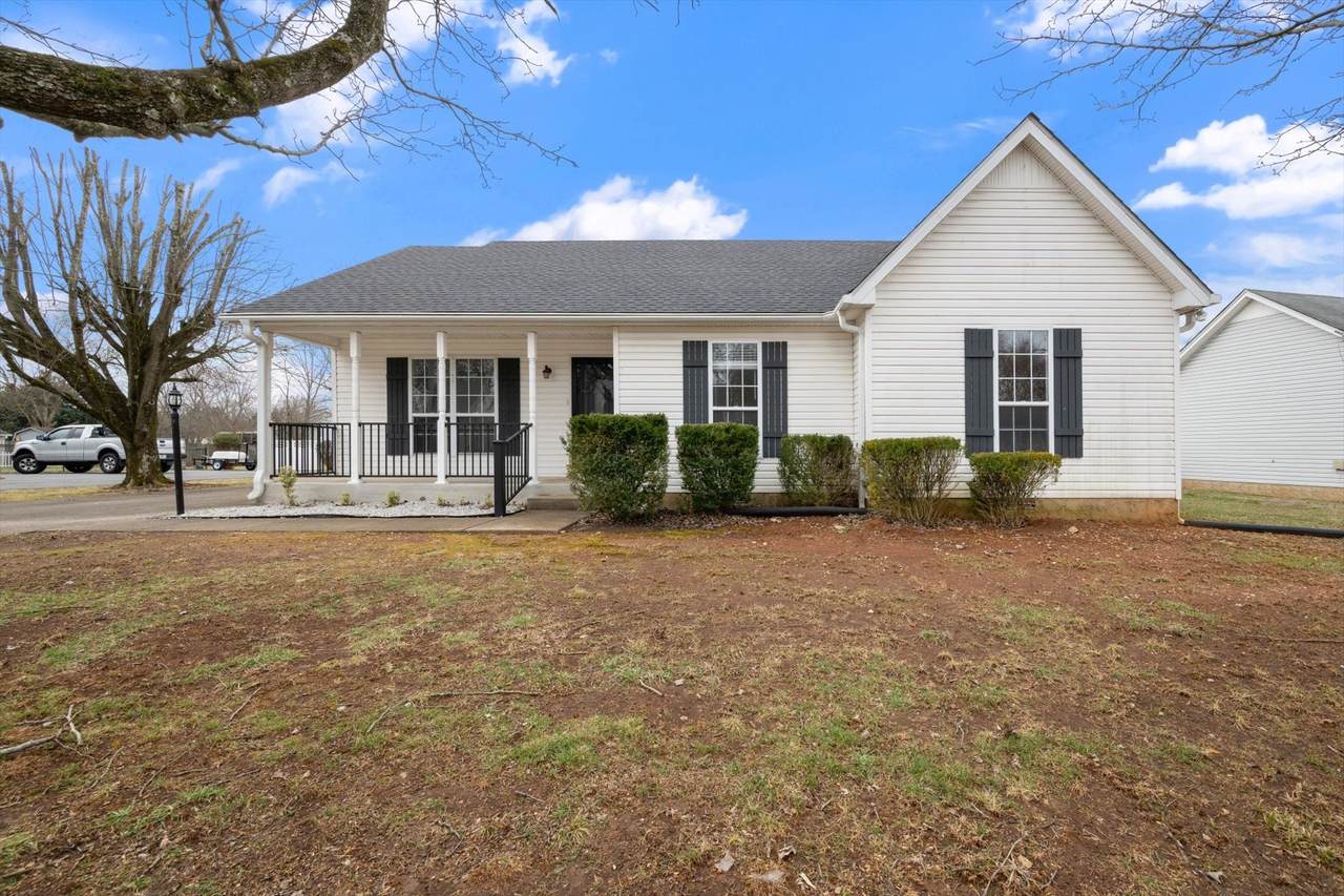 2719 Rocking Horse Ln - Photo 1