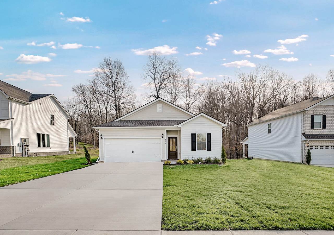 1031 Ross Farms Blvd - Photo 1