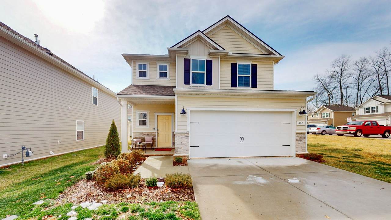 428 Brook Ave - Photo 1