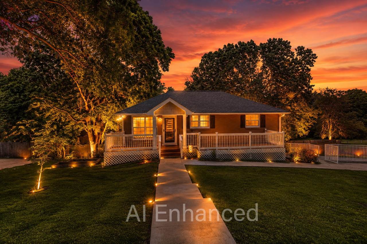 907 N Graycroft Ave - Photo 1