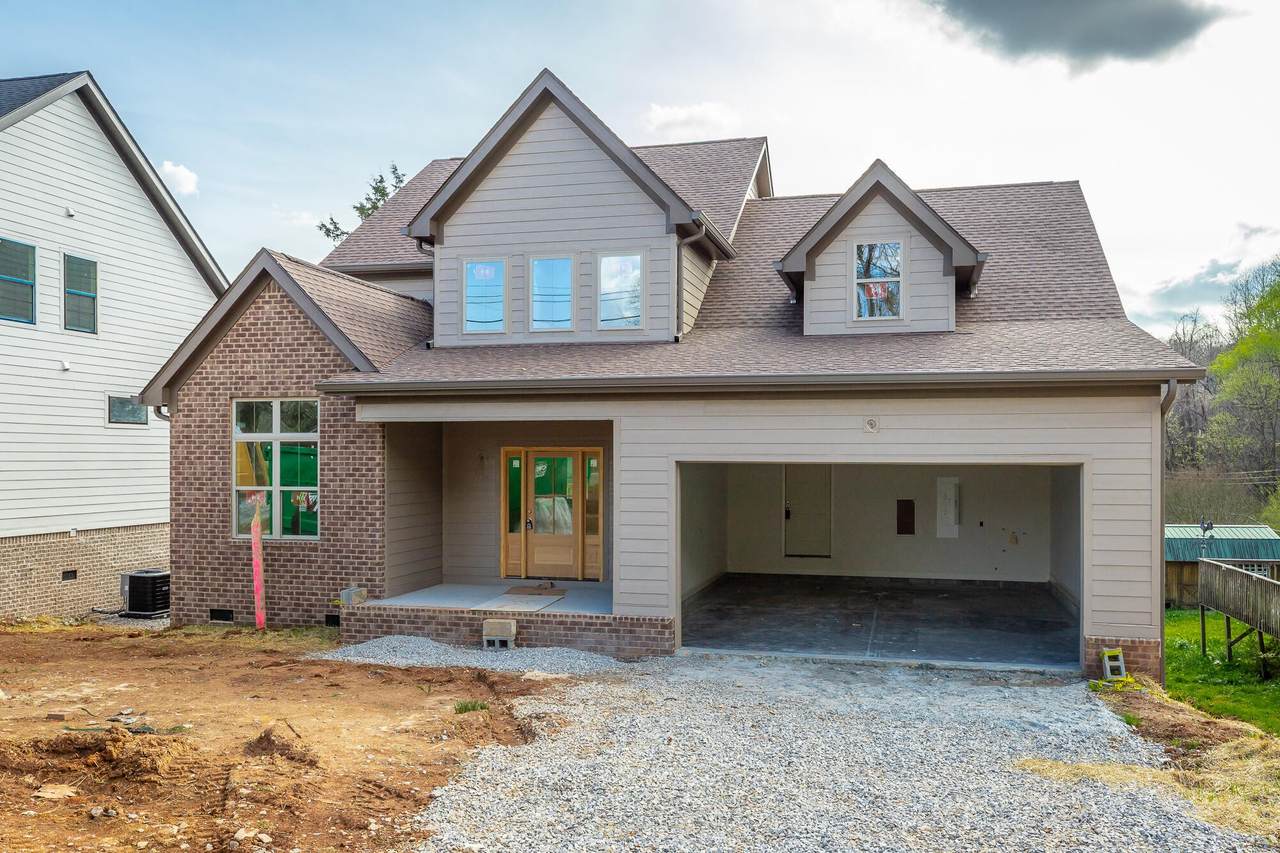 676 Courtney Lane - Photo 1