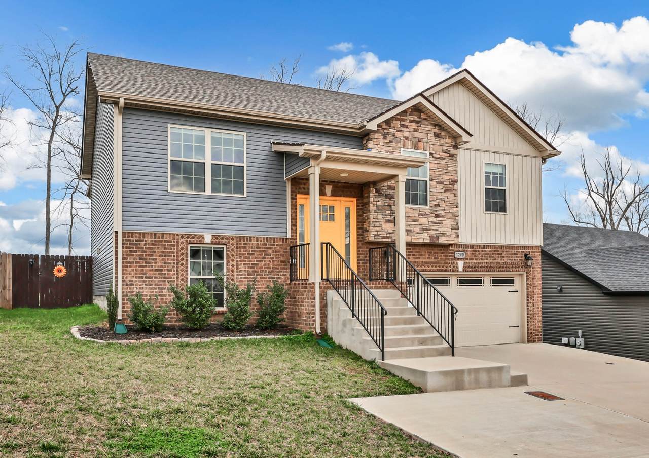 1200 Cardinal Creek Dr - Photo 1