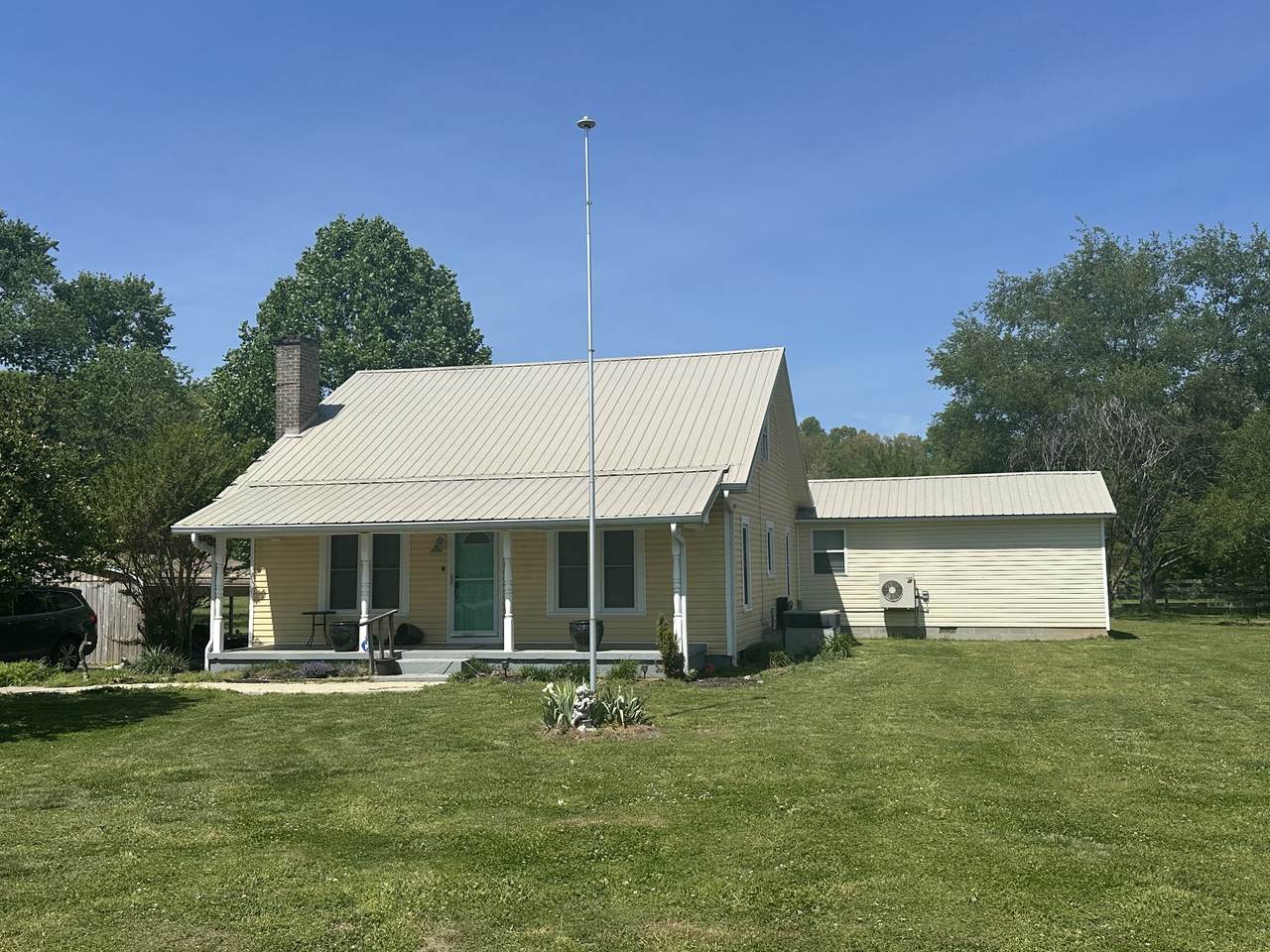 2342 Pulaski Hwy - Photo 1