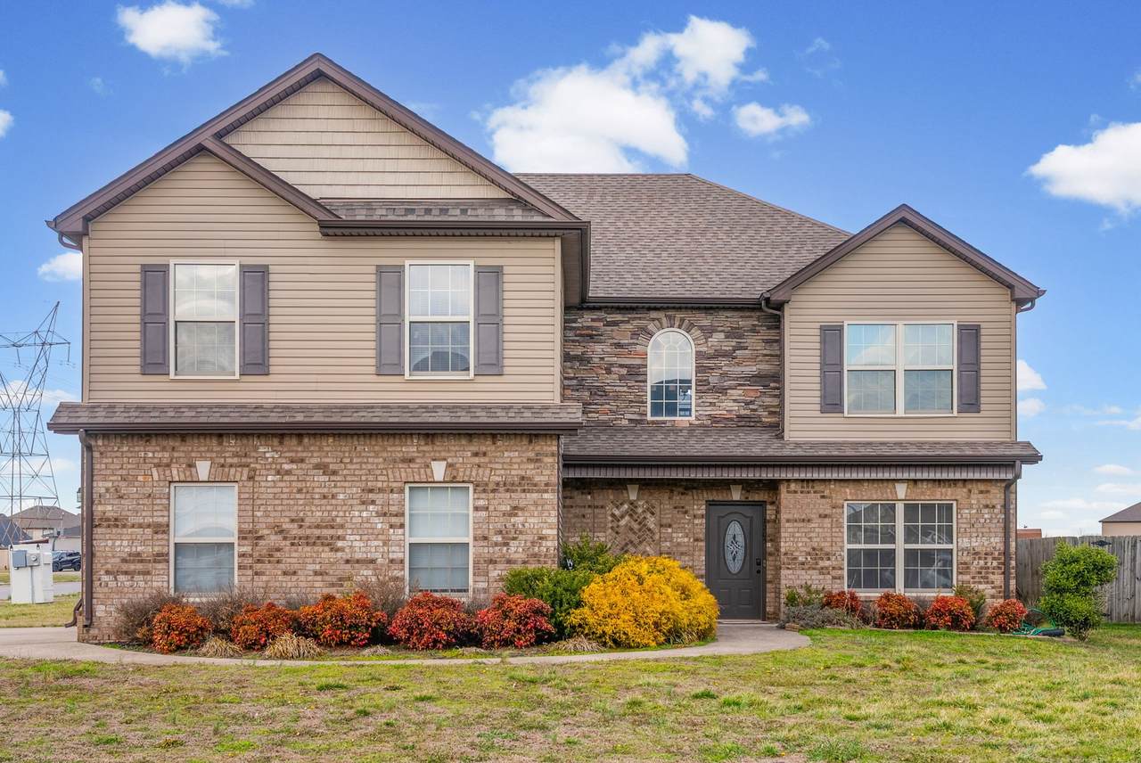 1205 Winterset Dr - Photo 1