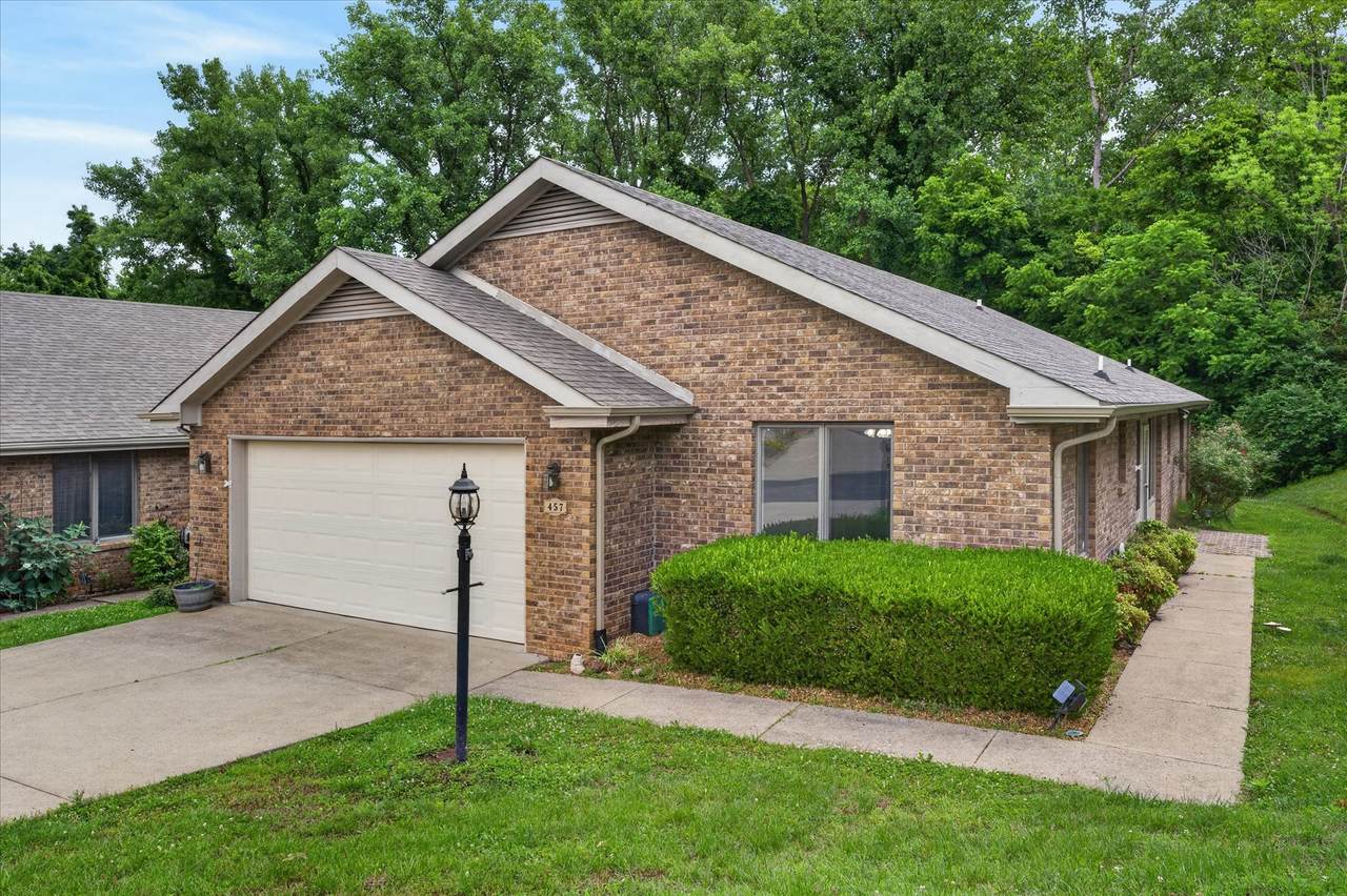 457 Country Club Ct - Photo 1