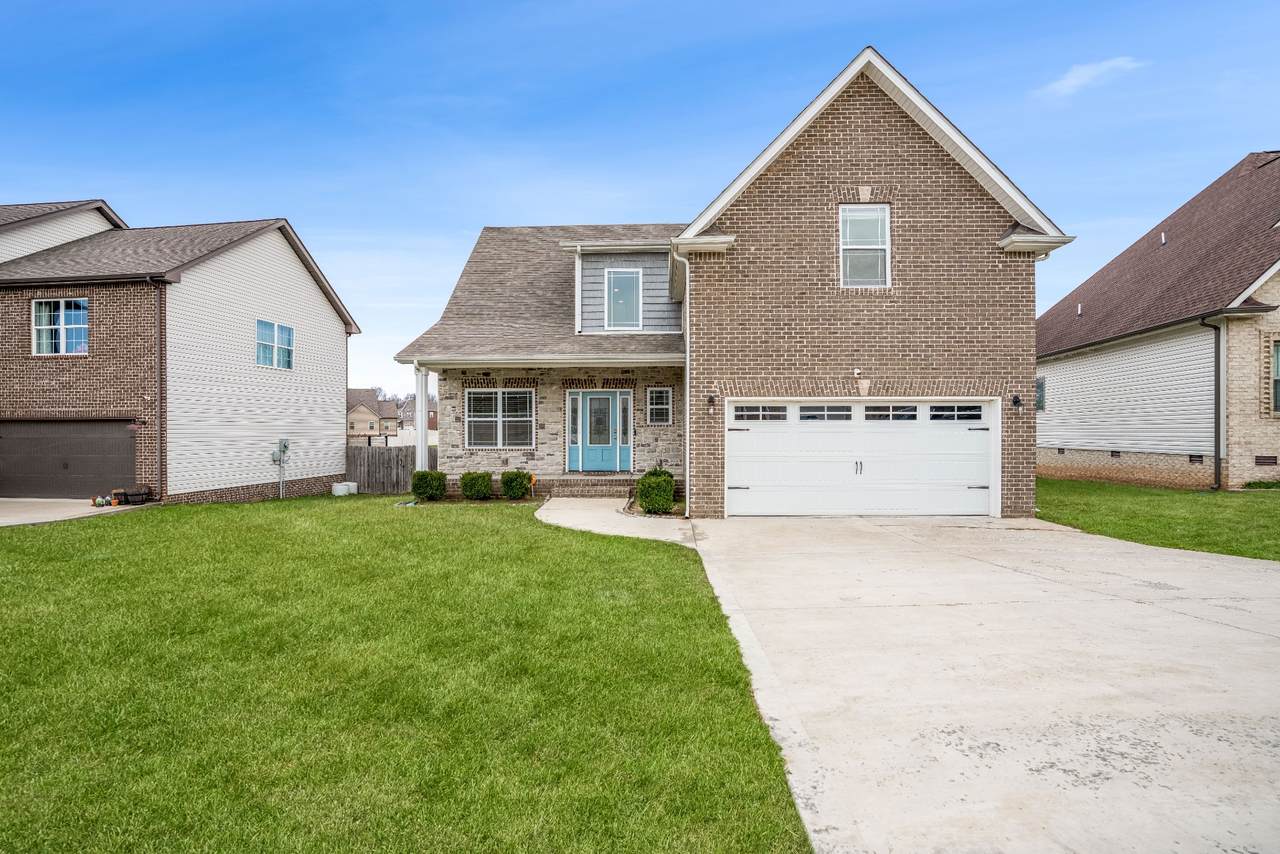 1025 Shirley Dr - Photo 1
