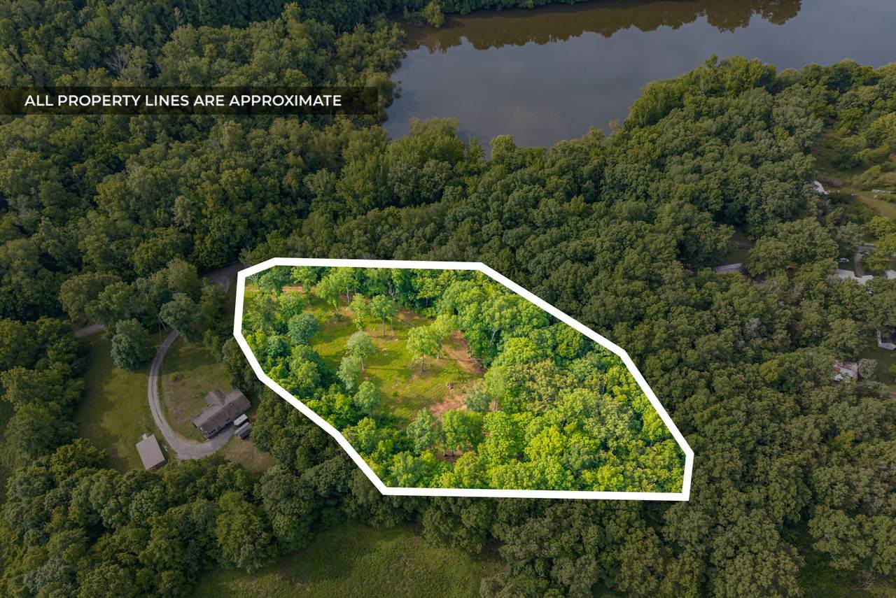 164 Lewis Cir - Photo 1