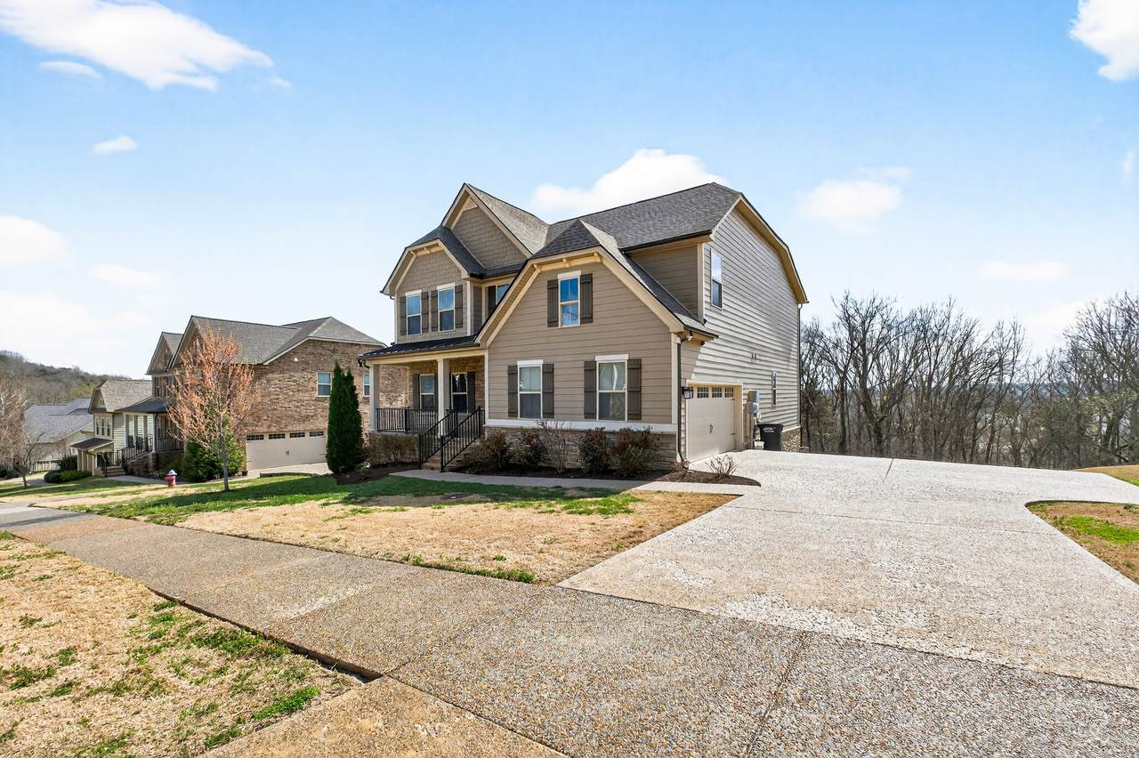 https://bt-photos.global.ssl.fastly.net/nashville/1280_boomver_2_RTC3138801-1.jpg