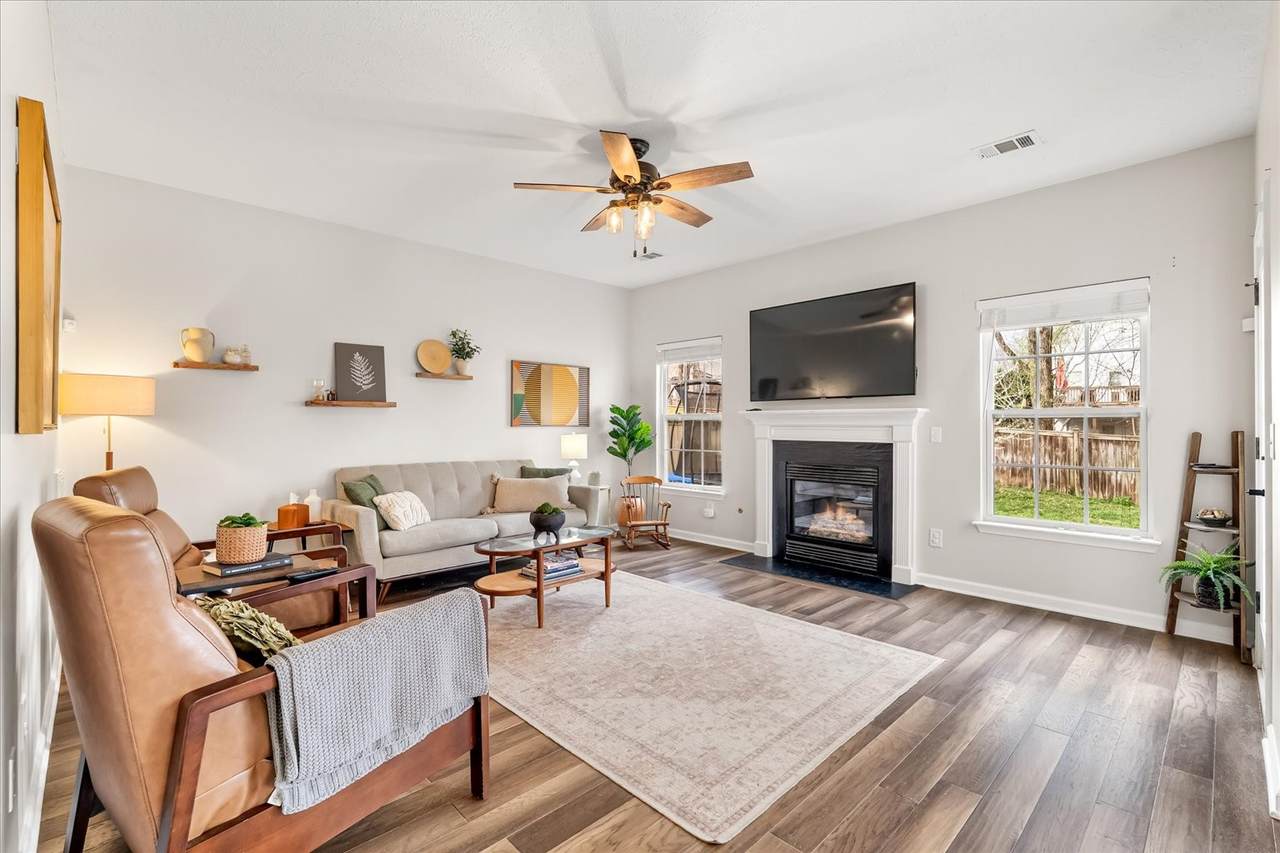 7417 Riverland Dr - Photo 1