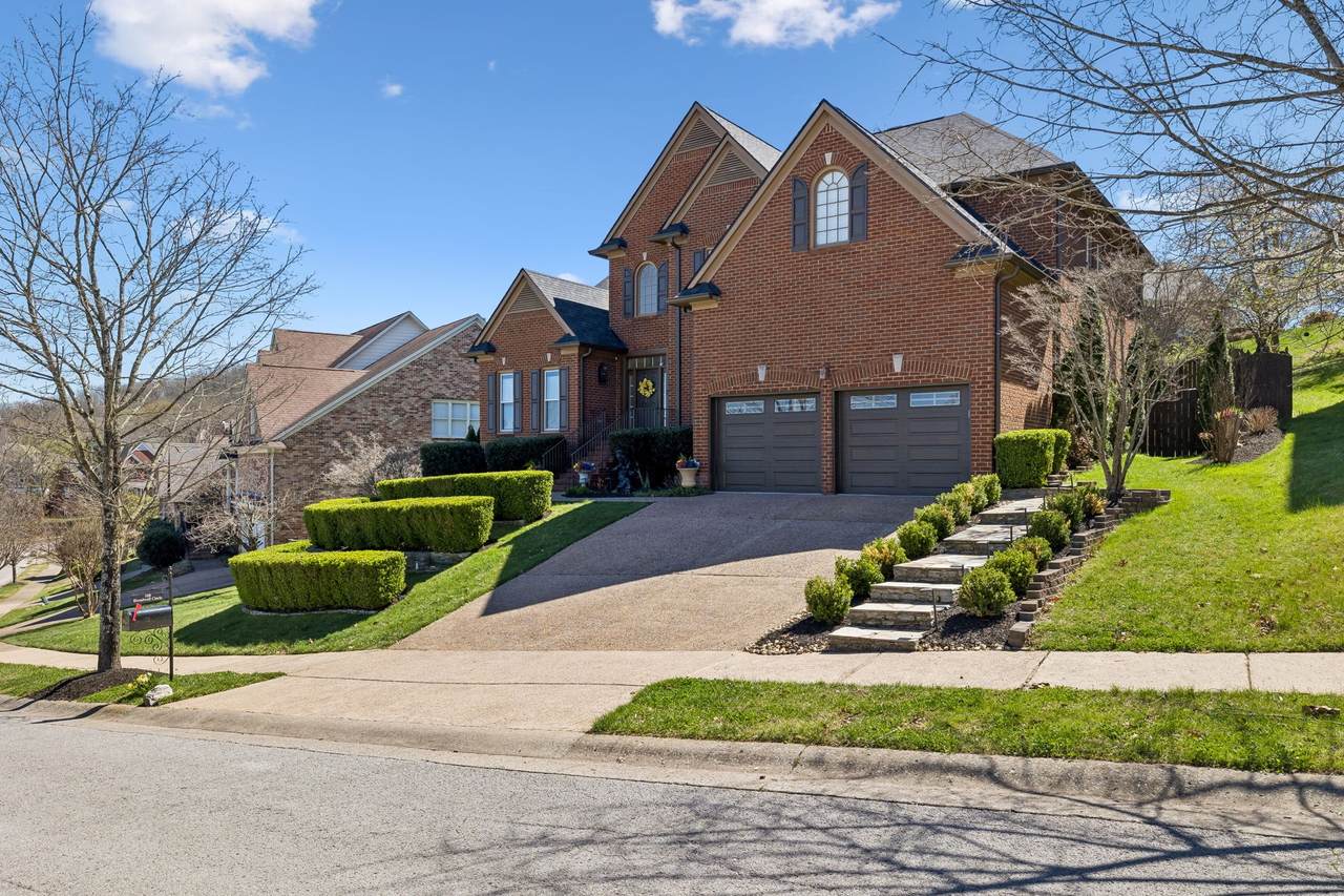 108 Broadwell Cir - Photo 1