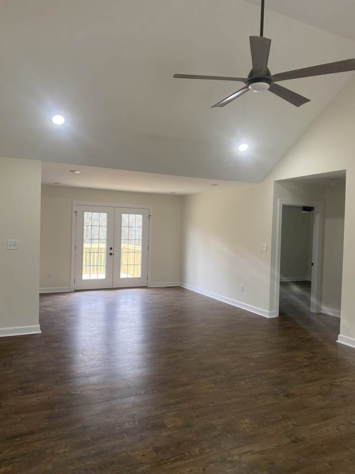 https://bt-photos.global.ssl.fastly.net/nashville/1280_boomver_1_RTC3145332-1.jpg