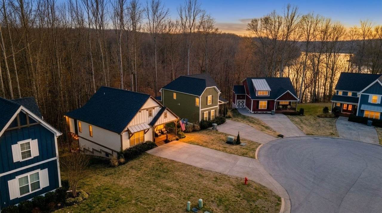 https://bt-photos.global.ssl.fastly.net/nashville/1280_boomver_2_RTC3145727-1.jpg
