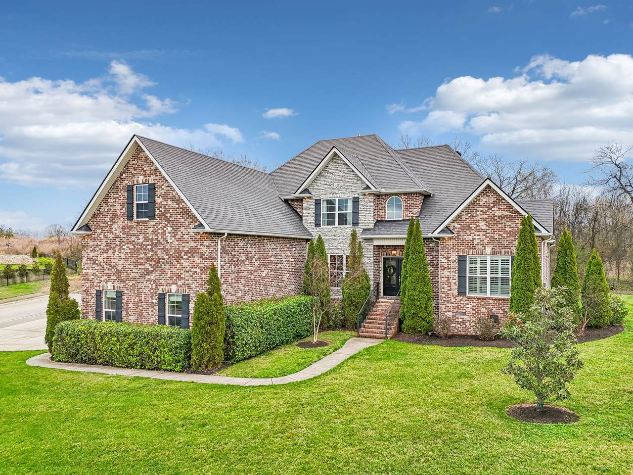 https://bt-photos.global.ssl.fastly.net/nashville/1280_boomver_2_RTC3146057-1.jpg