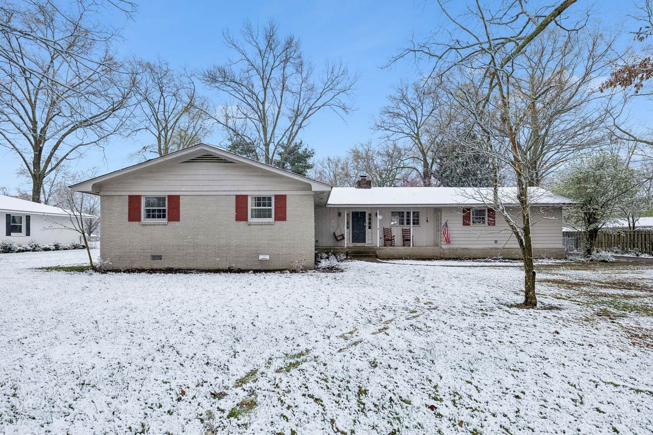 521 Westwood Dr - Photo 1