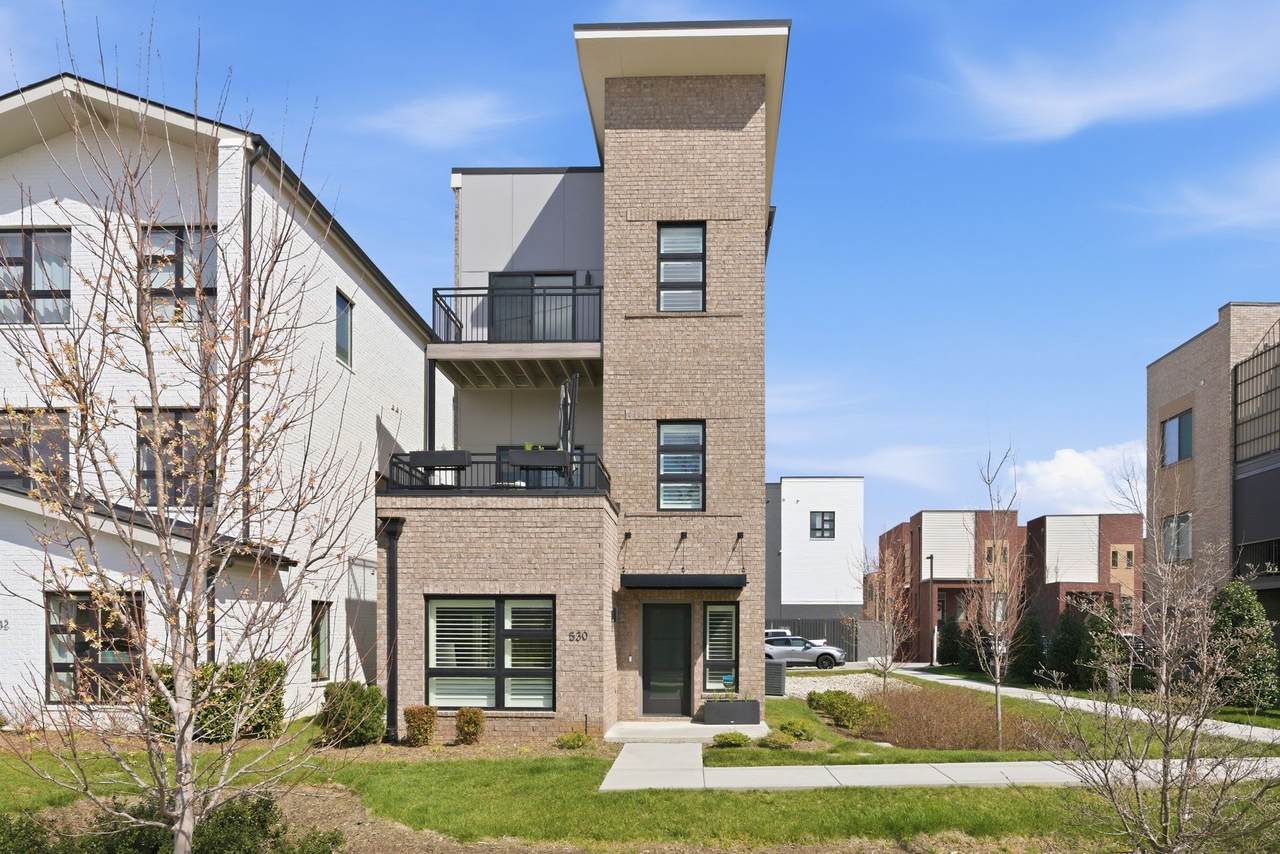 530 Southgate Ave - Photo 1
