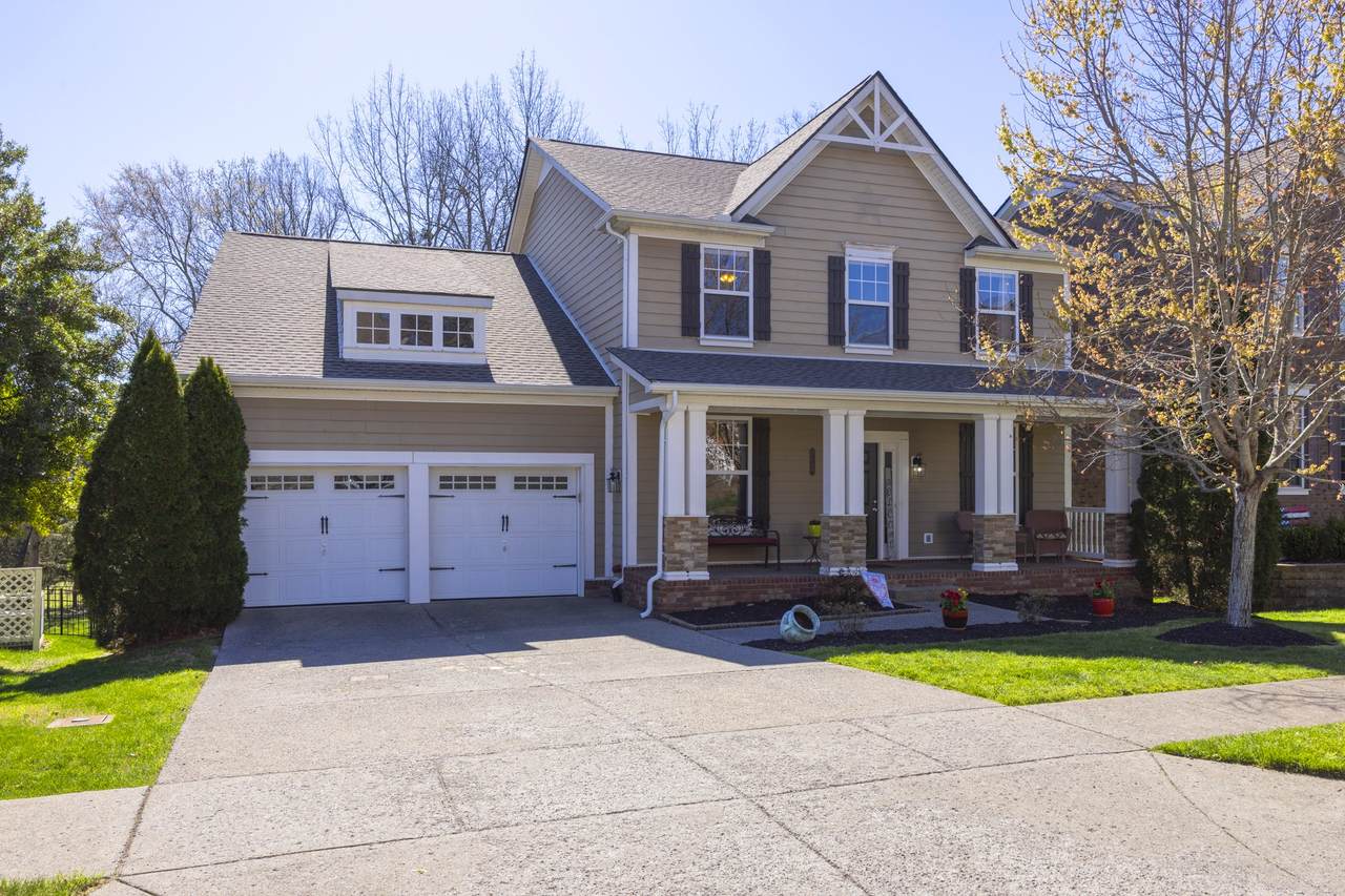 5040 Falling Water Rd - Photo 1