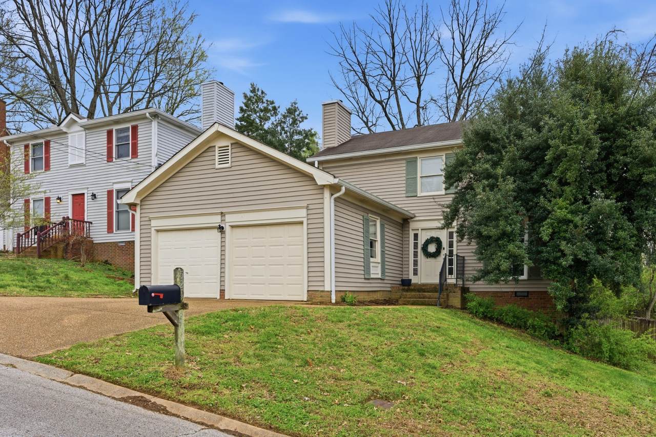 520 Fairhaven Ct - Photo 1