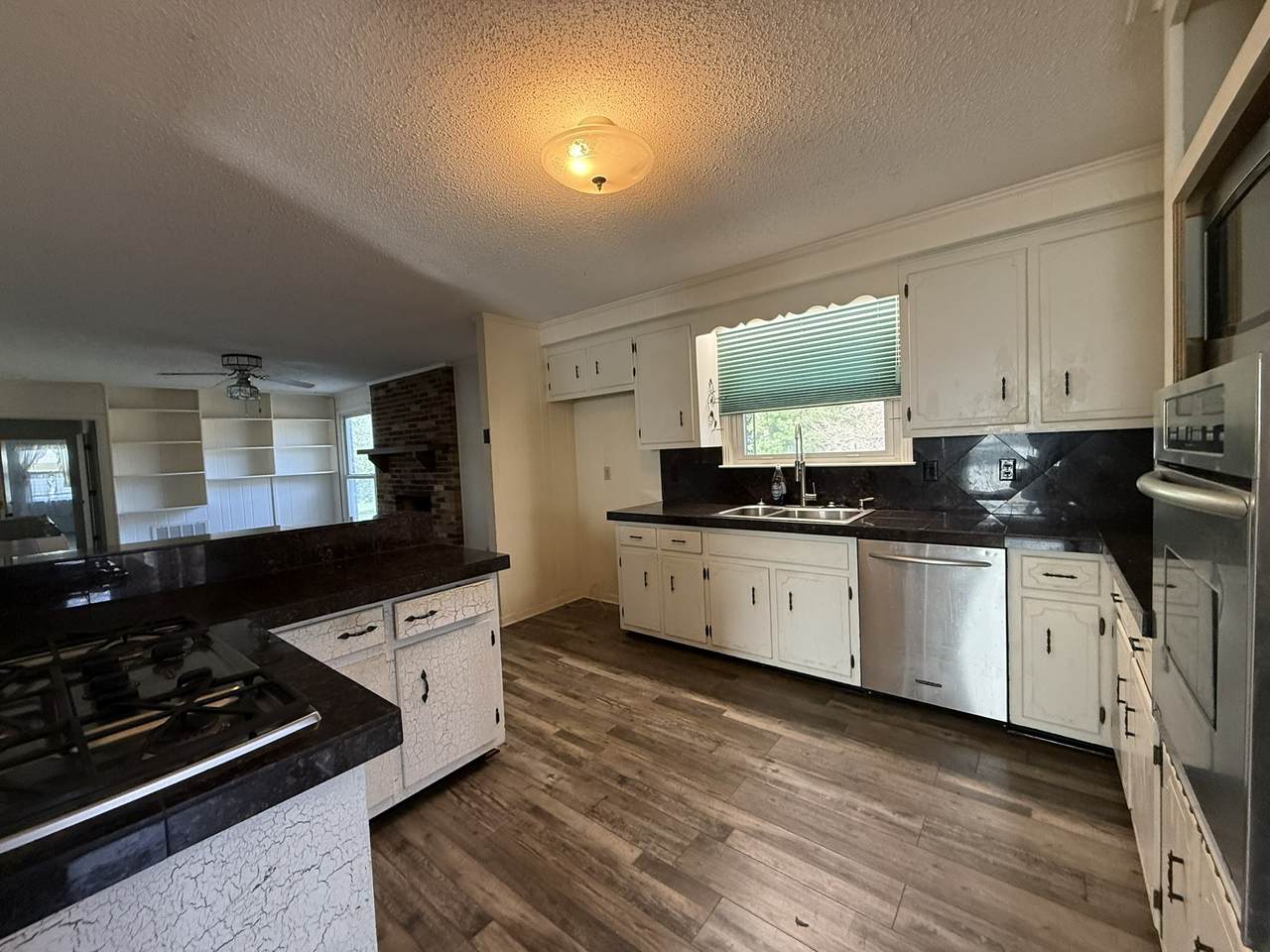 503 Wingate Dr - Photo 1