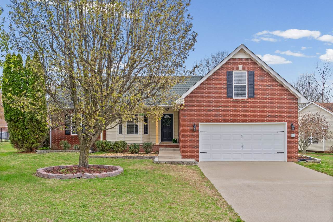 3344 Poplar Hl - Photo 1