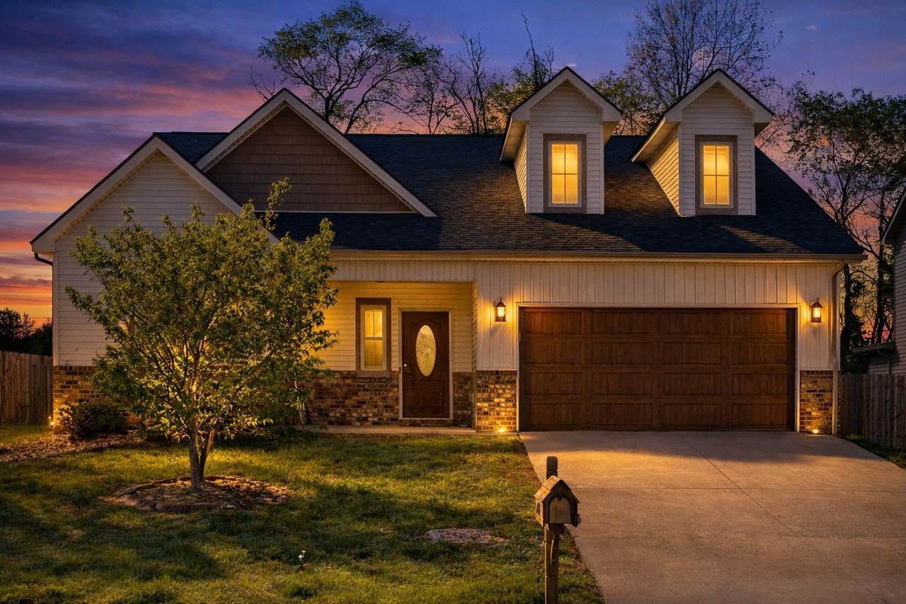 1169 Ewing Way - Photo 1