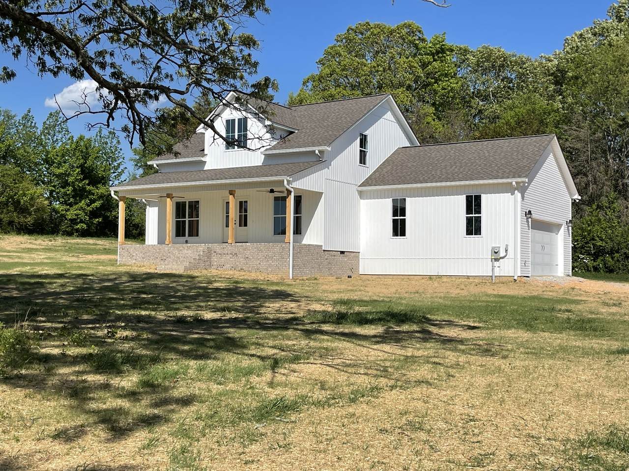 18 Eli Court - Photo 1