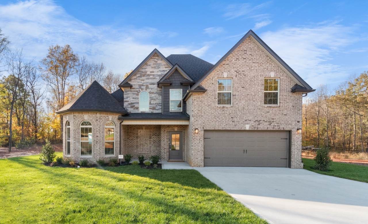 1049 Vendue Ave - Photo 1