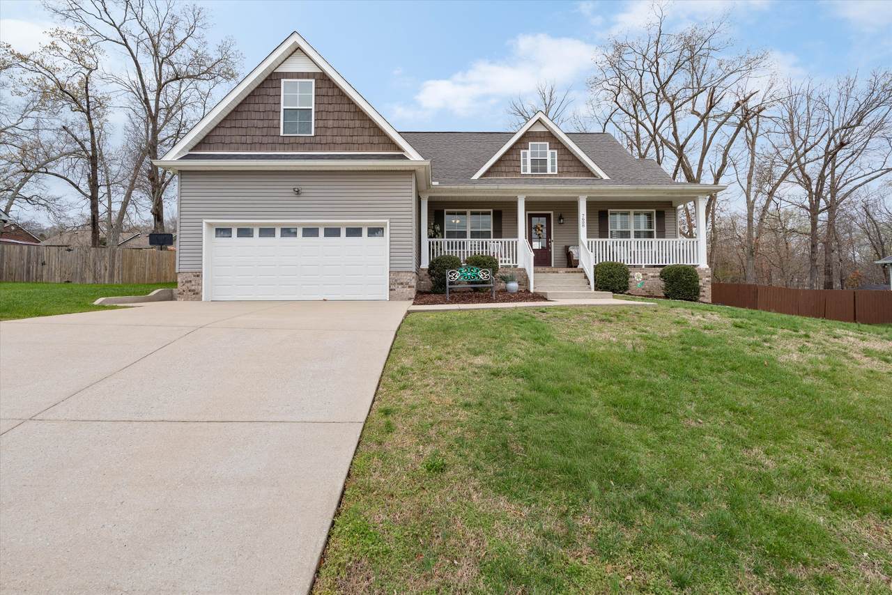 7608 Leverette Dr - Photo 1