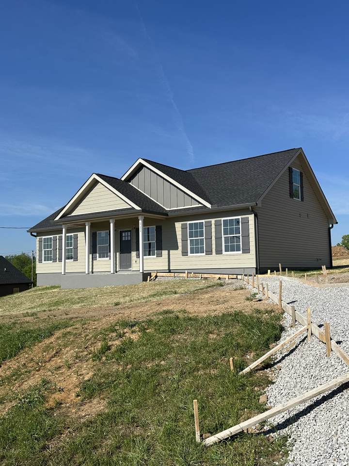 111 Alice Preston Loop - Photo 1