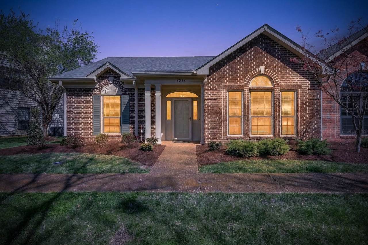 8048 Sunrise Cir - Photo 1