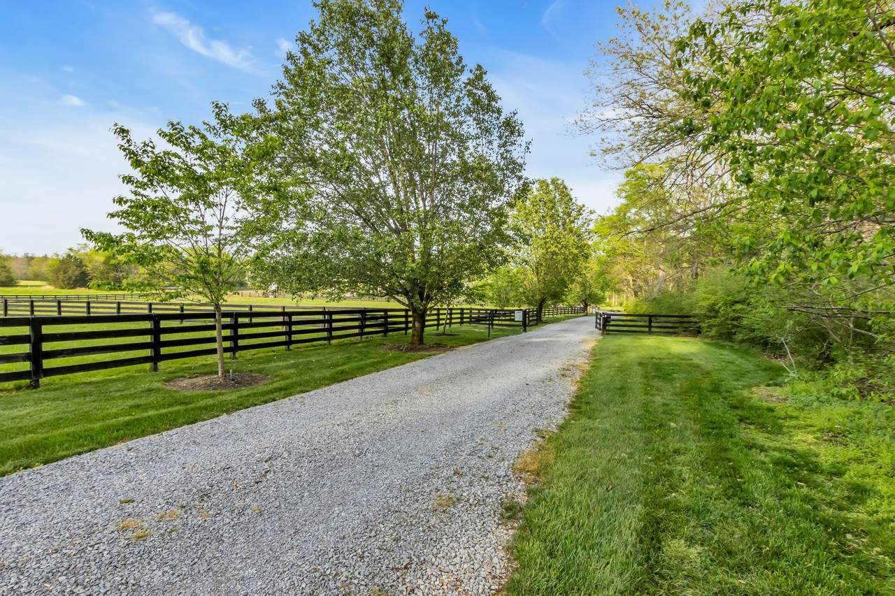 https://bt-photos.global.ssl.fastly.net/nashville/1280_boomver_2_RTC3155905-1.jpg