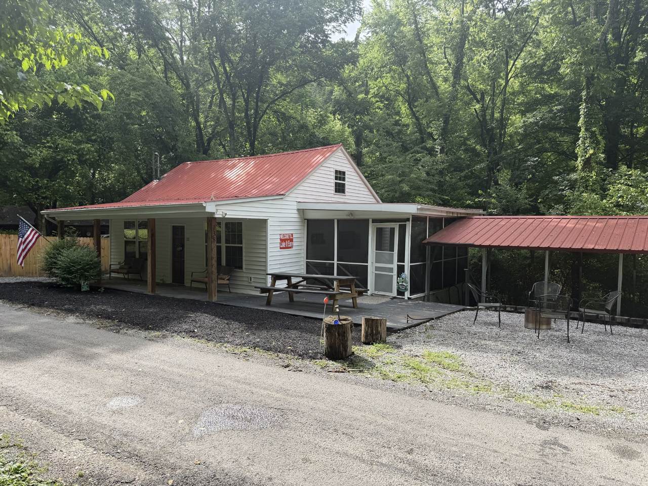 https://bt-photos.global.ssl.fastly.net/nashville/1280_boomver_2_RTC3156500-1.jpg