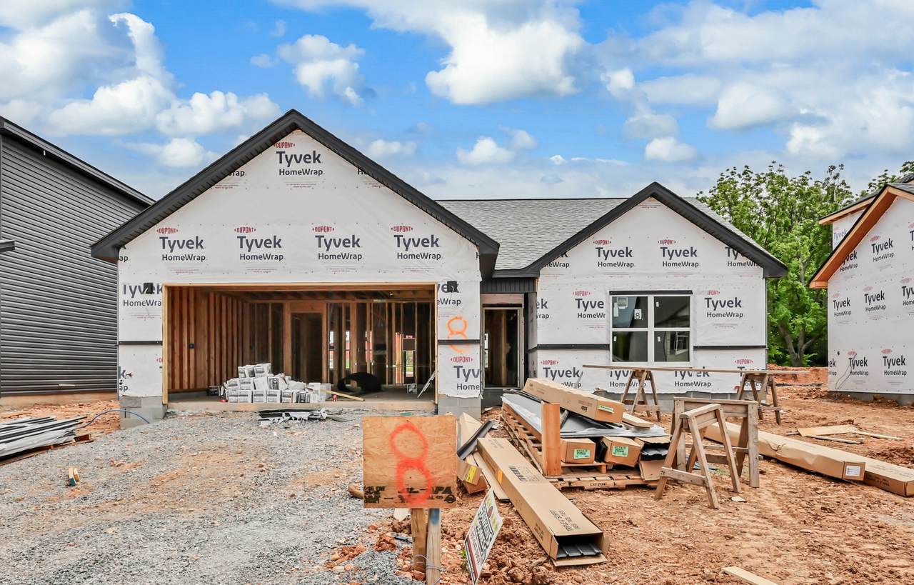 2689 Brewster Dr - Photo 1