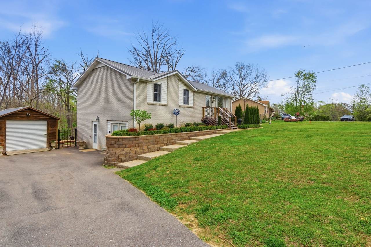 7206 Timberlane Dr - Photo 1