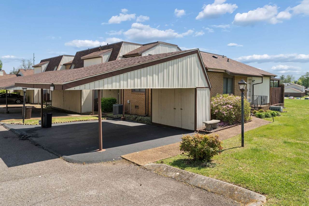 1035 Heritage Dr - Photo 1